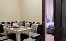 Shosh Apartments